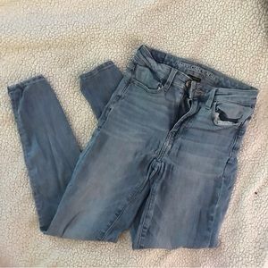 American Eagle Super Hi-Rise Jegging